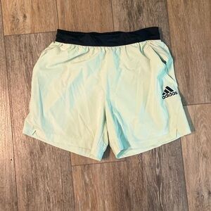 Like New Mens Adidas shorts